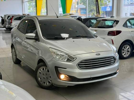 FORD KA + 1.0 TI-VCT FLEX SE MANUAL FORD KA + 1.0 TI-VCT FLEX SE MANUAL